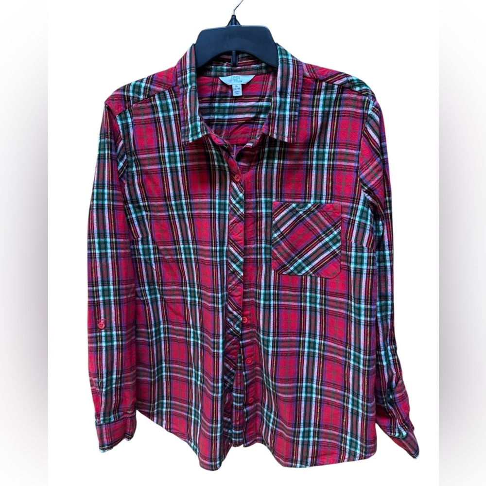 Time & Tru Holiday‎ Plaid Flannel Button Down Shirt